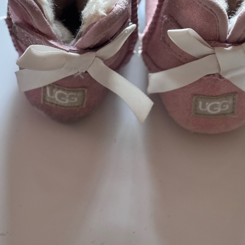 UGG BOOTS - Picture 9 of 14